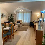 Apartment Moniz *